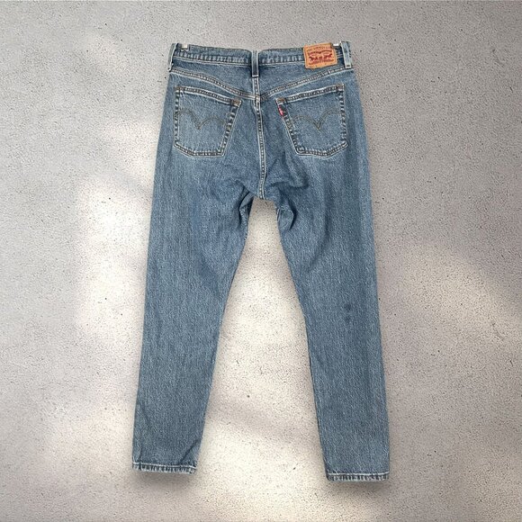 Levi’s 501 Jeans Men’s 29x28 Light Wash Straight Fit Casual Denim Workwear - Picture 2 of 8